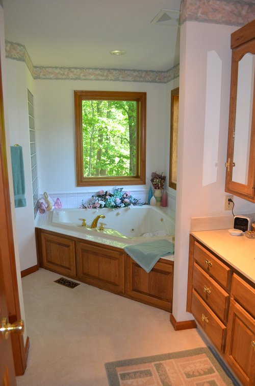 Property photo 47 - 21 Acre Modern Country Estate